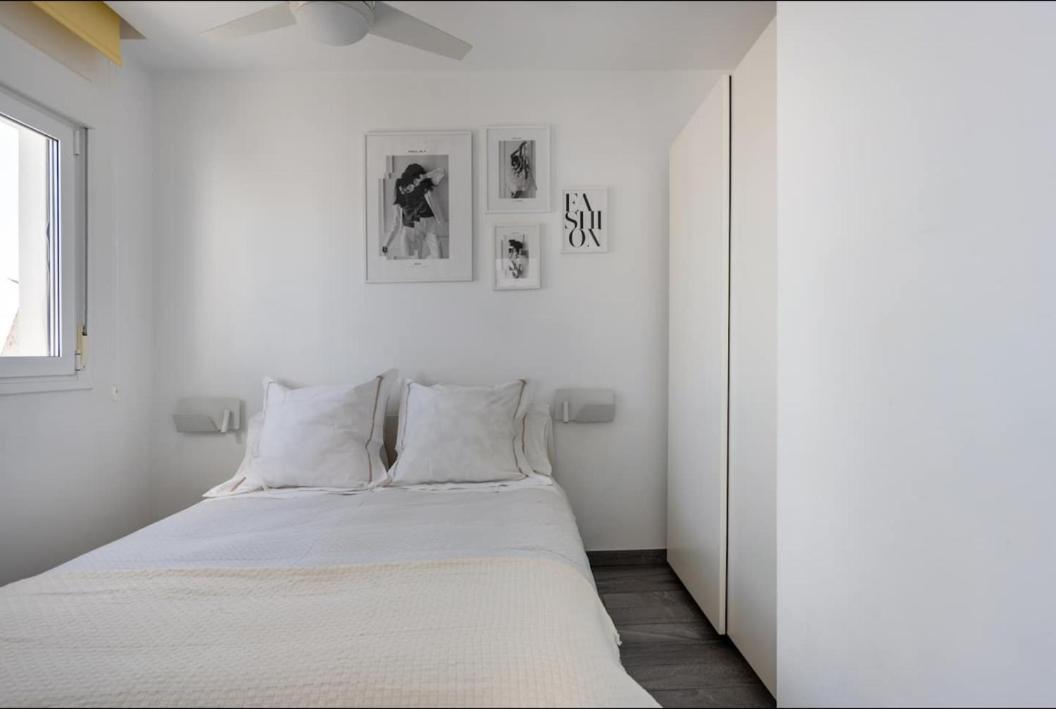 The Black&White Apartment Torremolinos Exterior foto